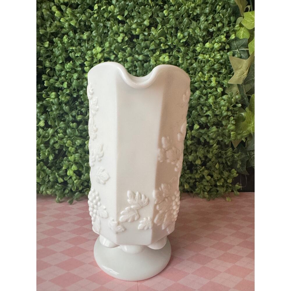 West Moreland Vintage Milk White Glass Footed Pitcher Jug Juice Paneled Grape